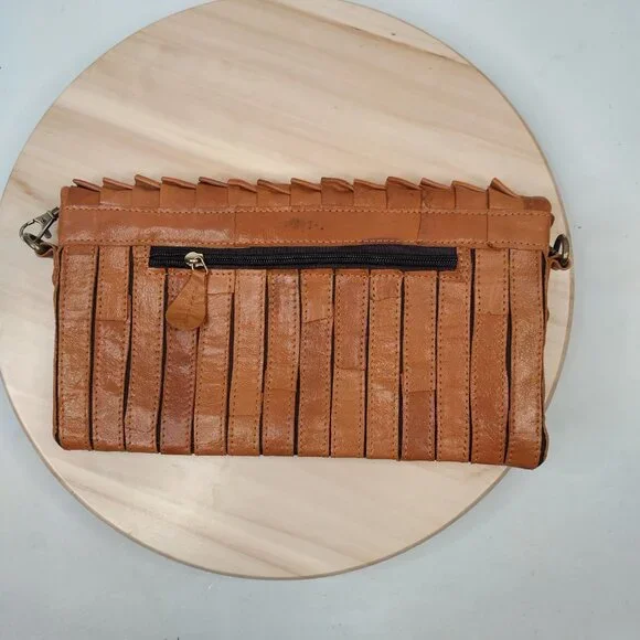 Akira Black Label Tan Leather Ruffled Clutch Purse w/Strap Small - Picture 3 of 13